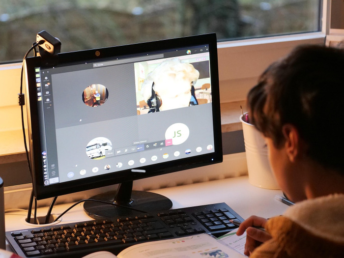 student online learning language laptop